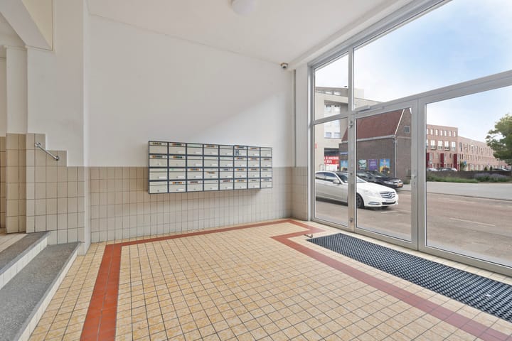 Foto 19 van Zwartewaalstraat 115