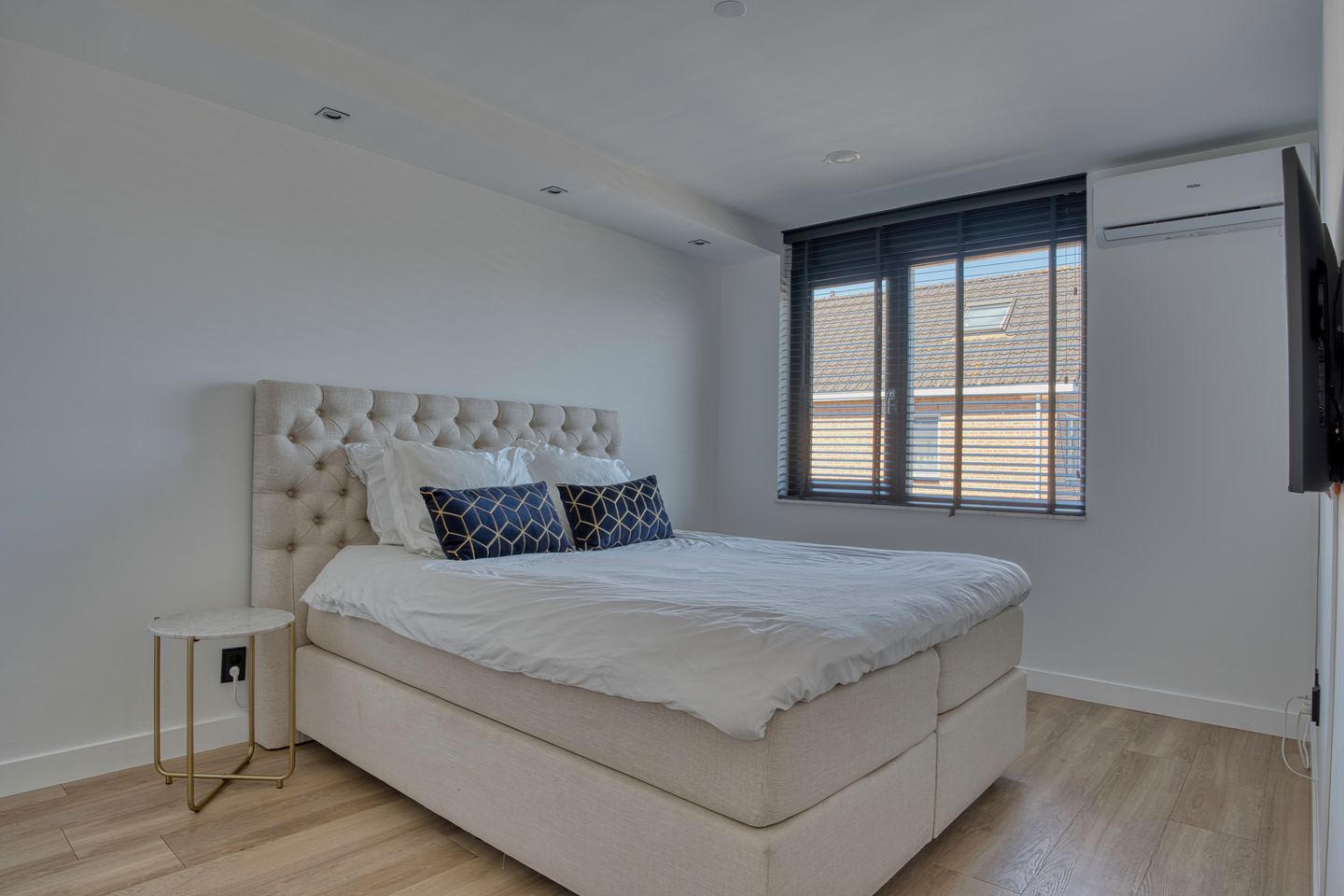 Foto 19 van Fonteinkruid 13