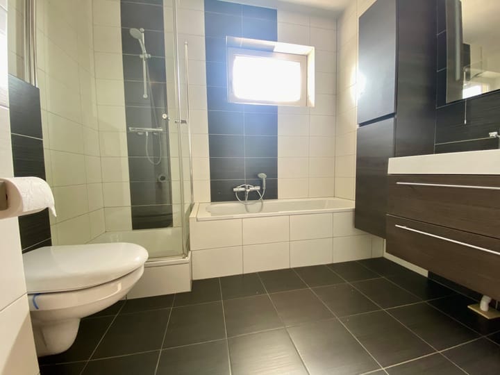 Foto 11 van Thaalweg West 27