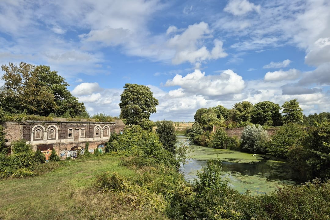 Photo 16 of Petrus Regoutplein 22-D02