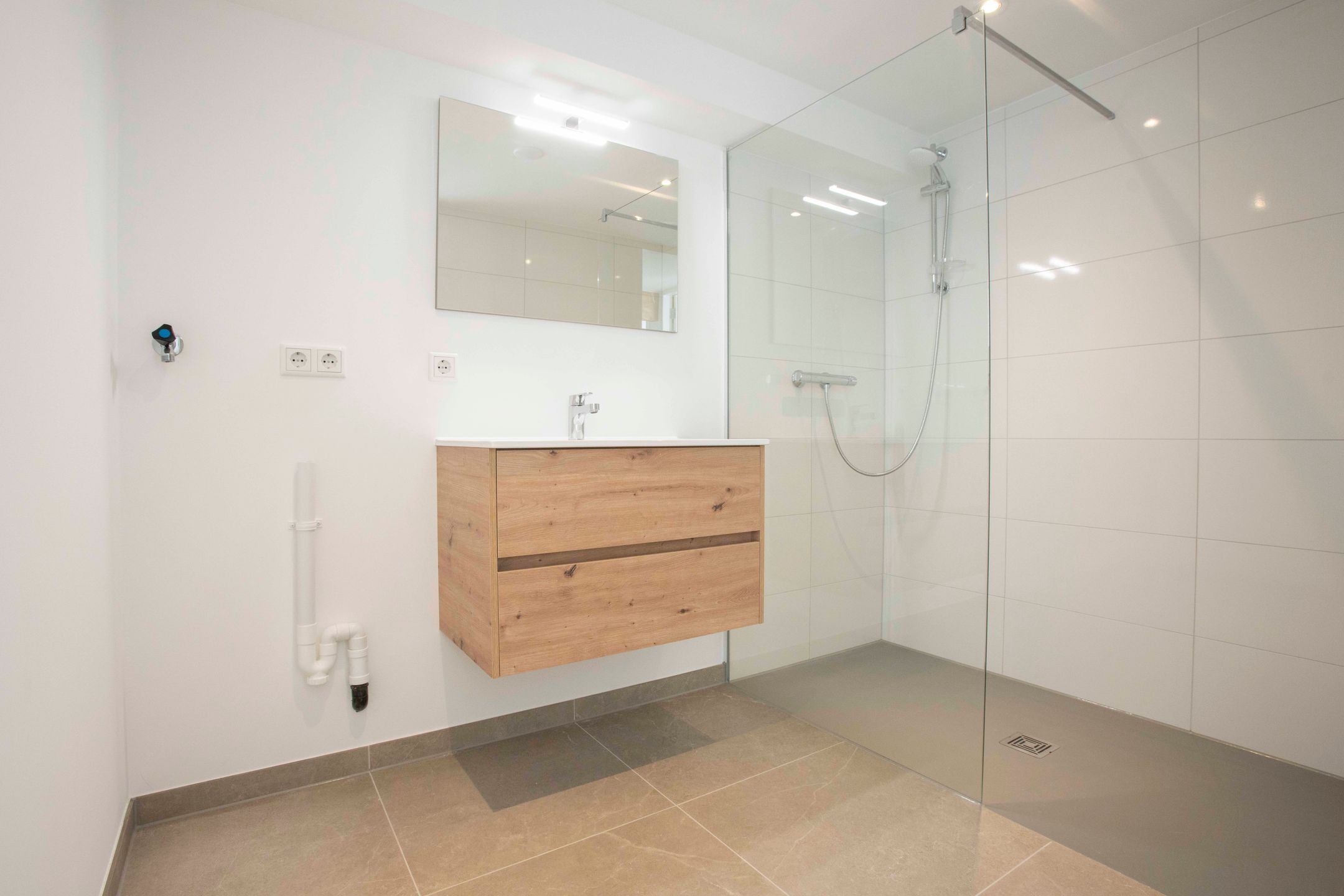 Foto 12 van Petrus Regoutplein 22-D08