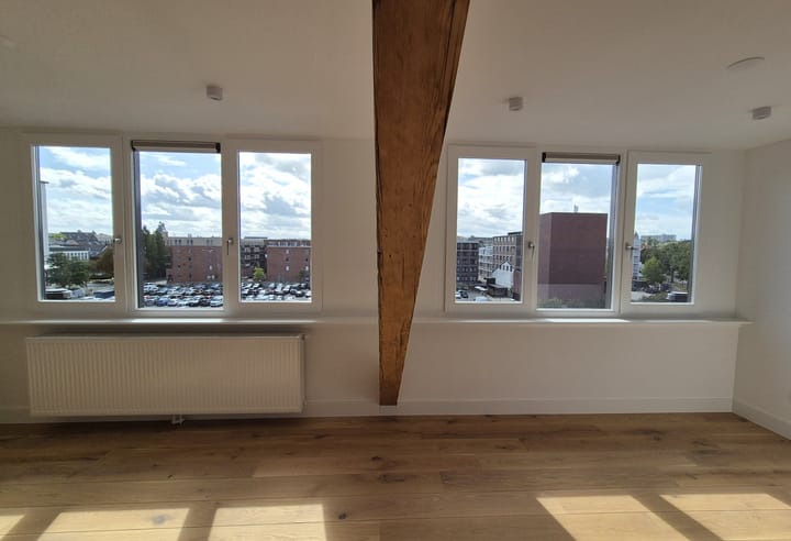 Photo 5 of Petrus Regoutplein 22-D09