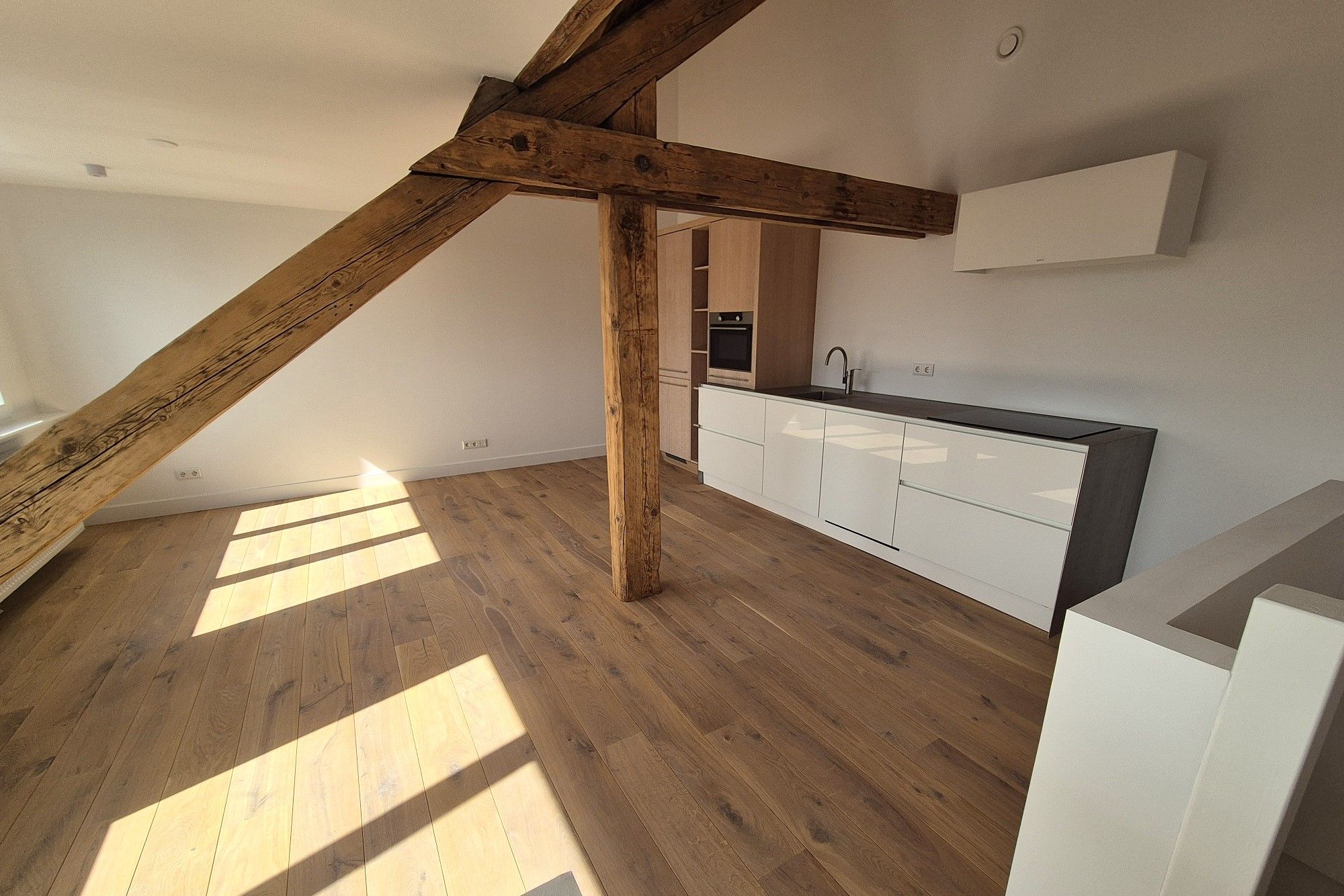 Photo 3 of Petrus Regoutplein 22-D10