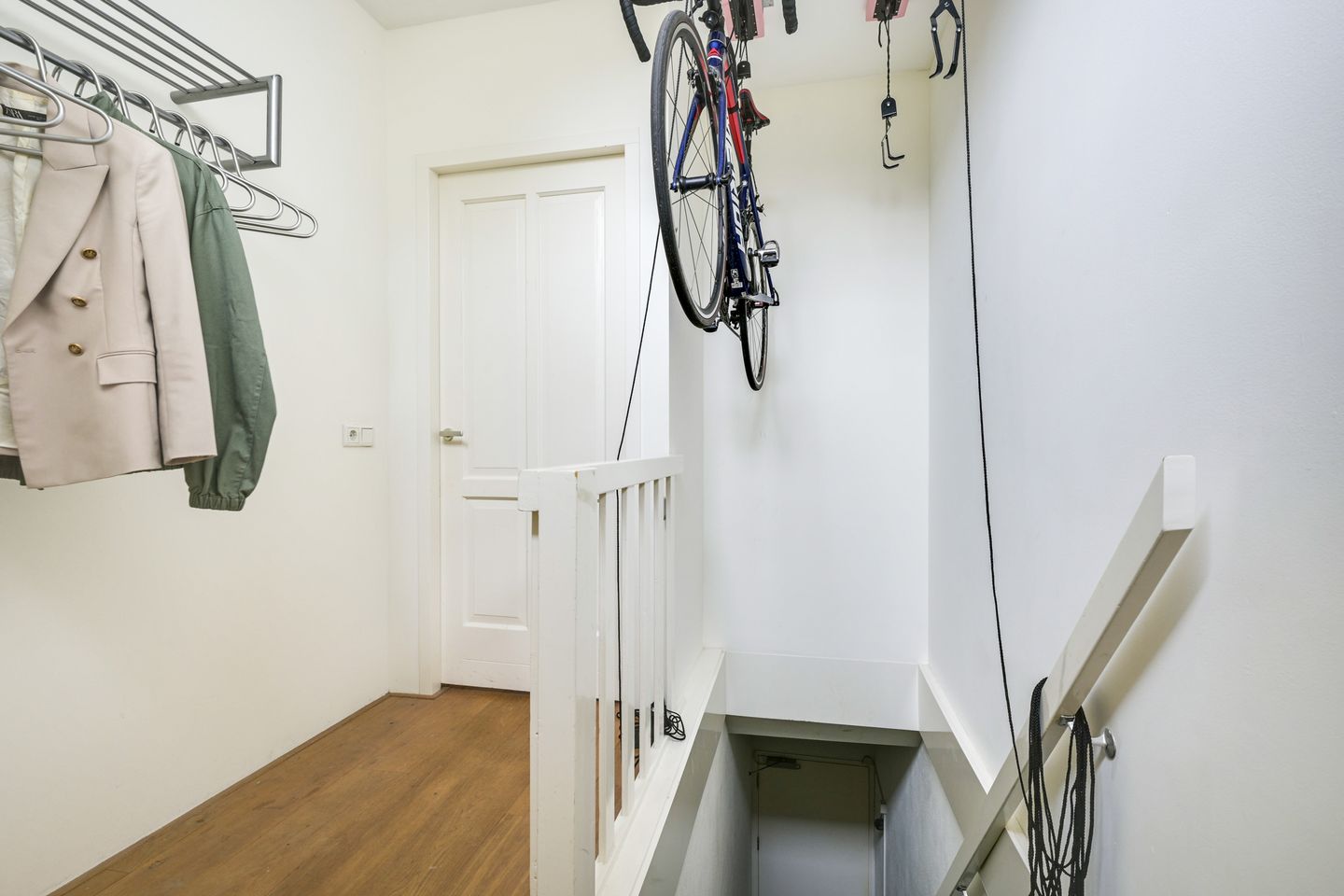 Foto 14 van Adriaanstraat 30-A