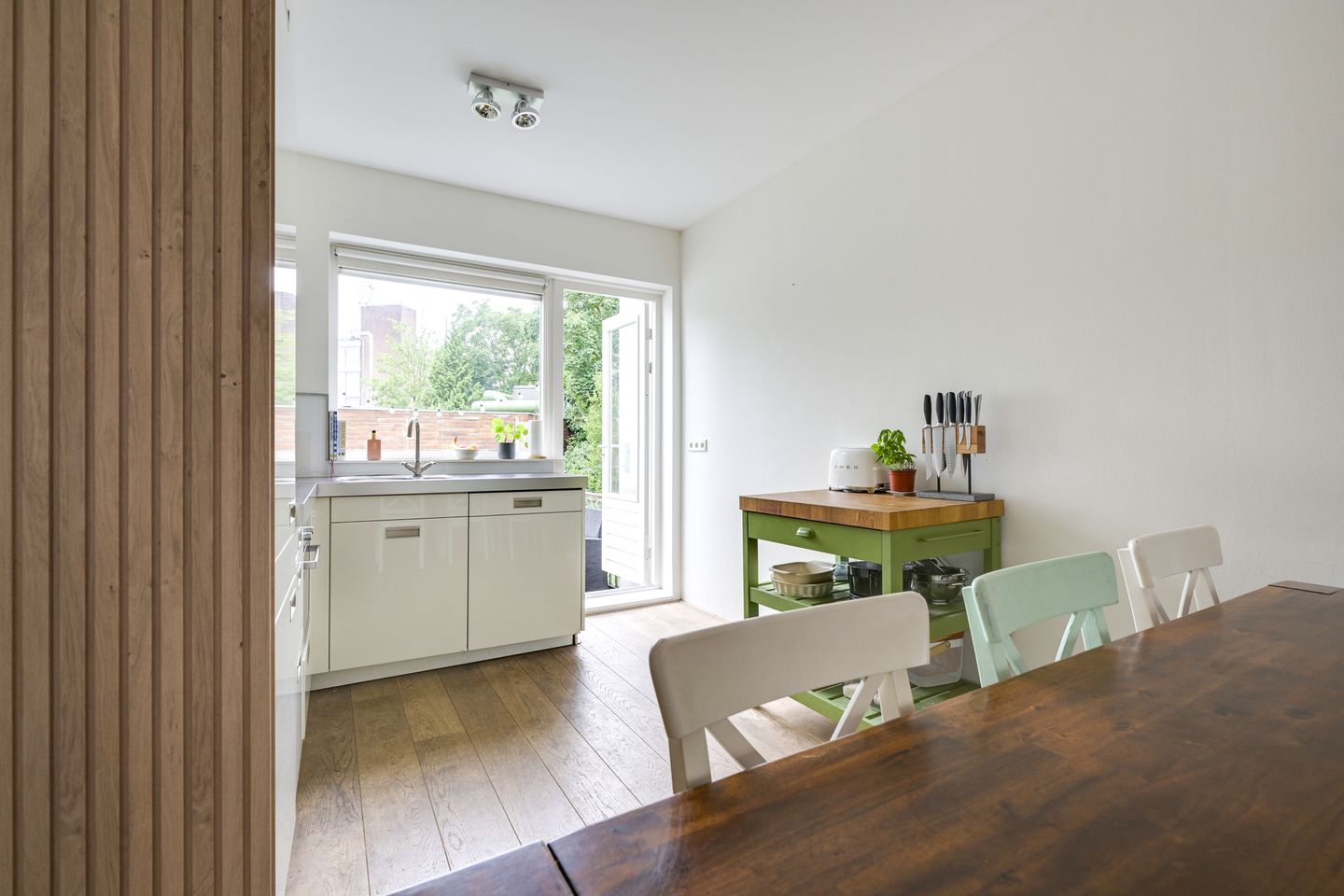 Foto 25 van Adriaanstraat 30-A