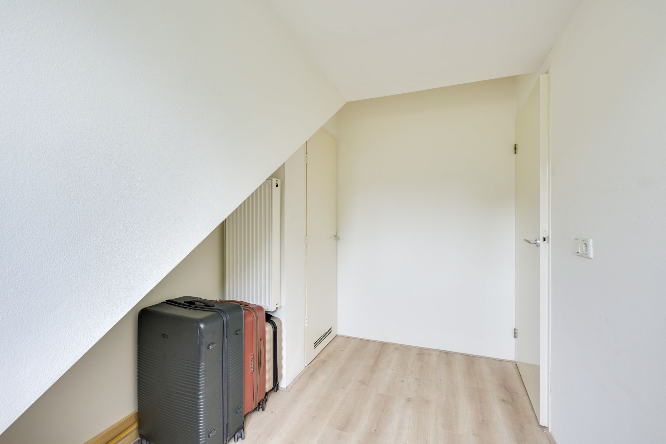 Foto 48 van Adriaanstraat 30-A