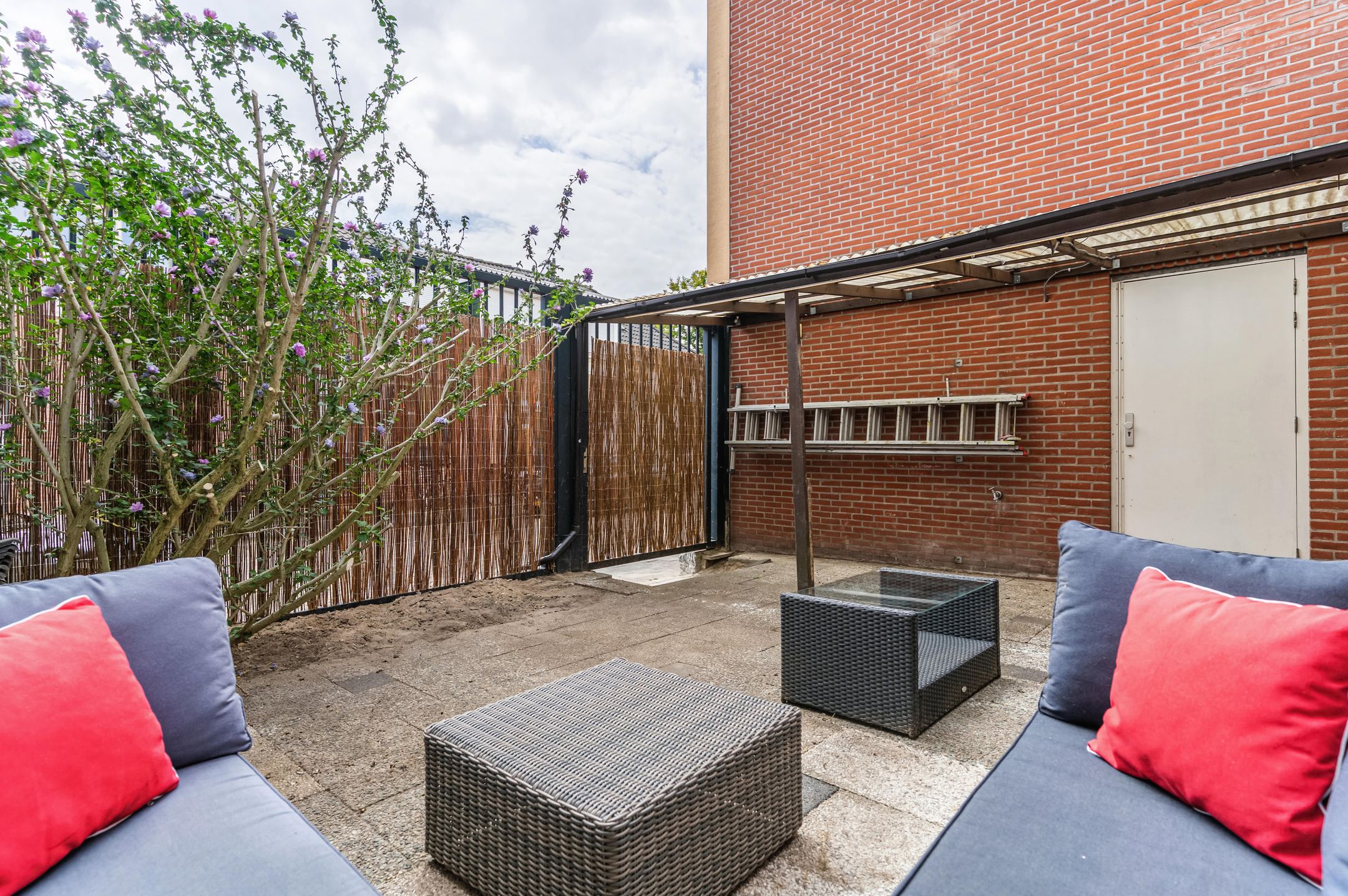 Foto 18 van Dubbeldamseweg Zuid 128