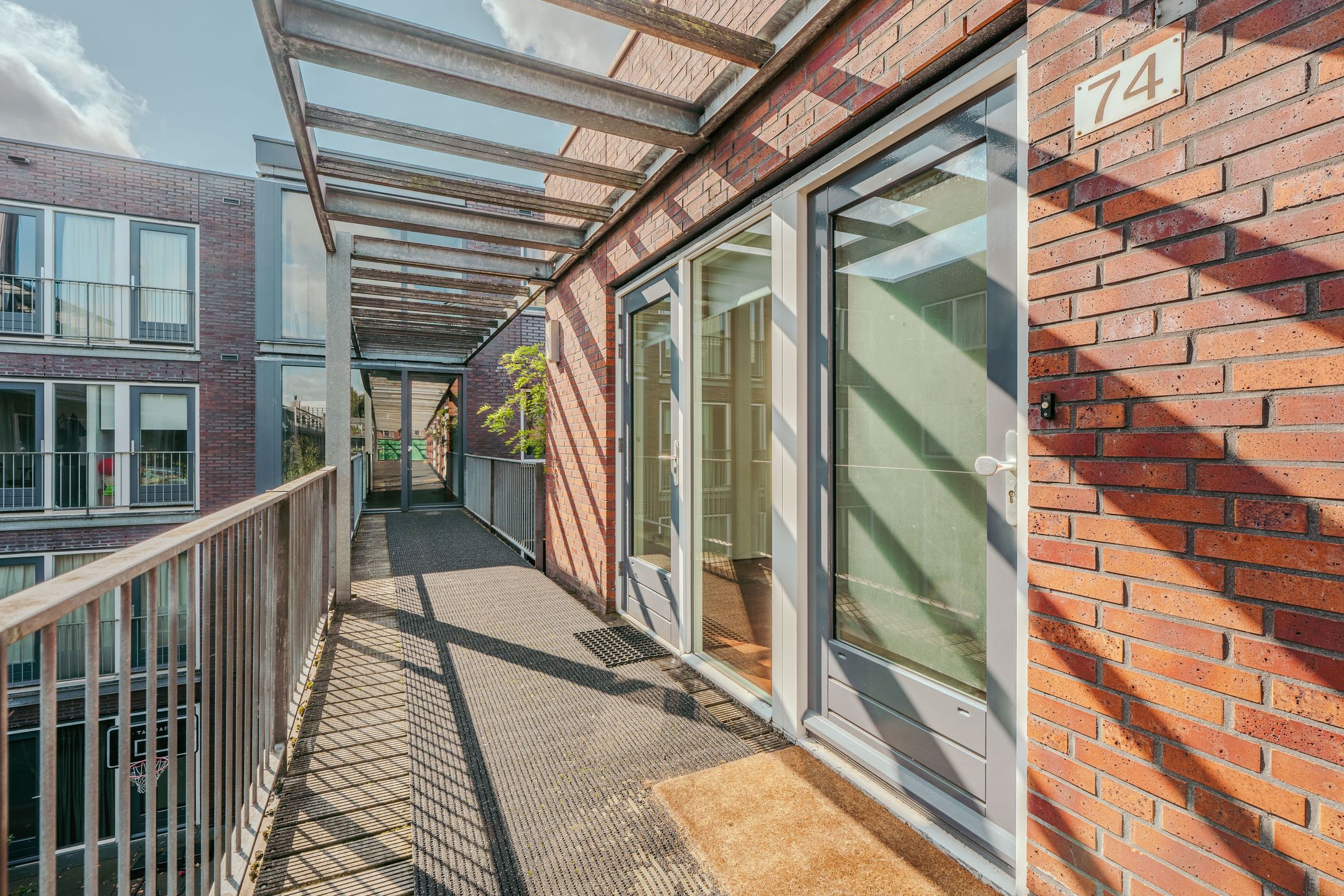 Photo 27 of Bos en Lommerplein 74