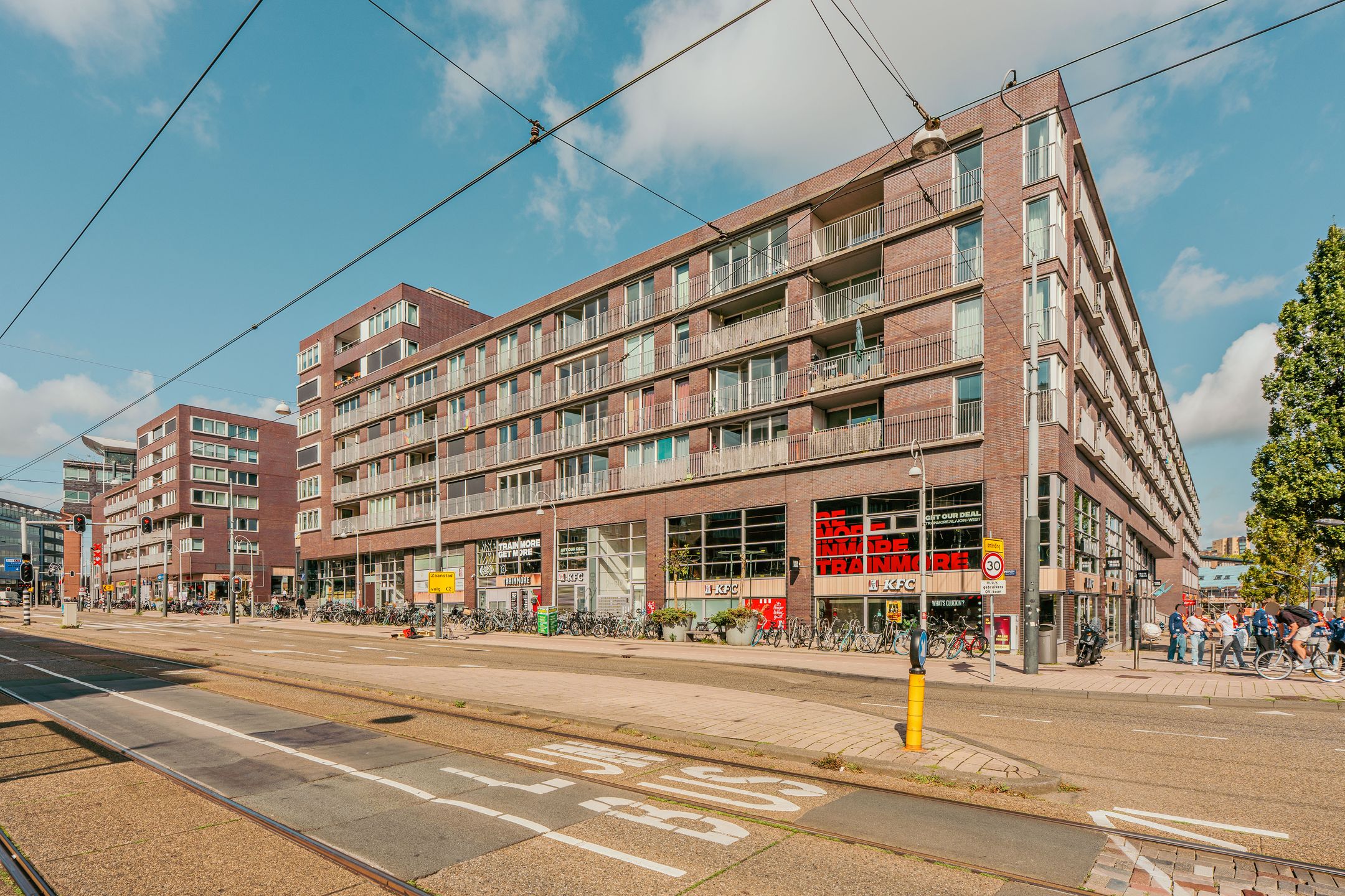 Photo 36 of Bos en Lommerplein 74