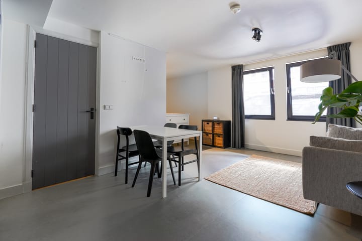 Foto 8 van Werner Helmichstraat 1-S