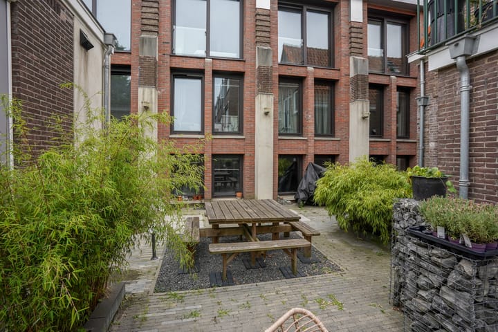 Foto 15 van Werner Helmichstraat 1-S