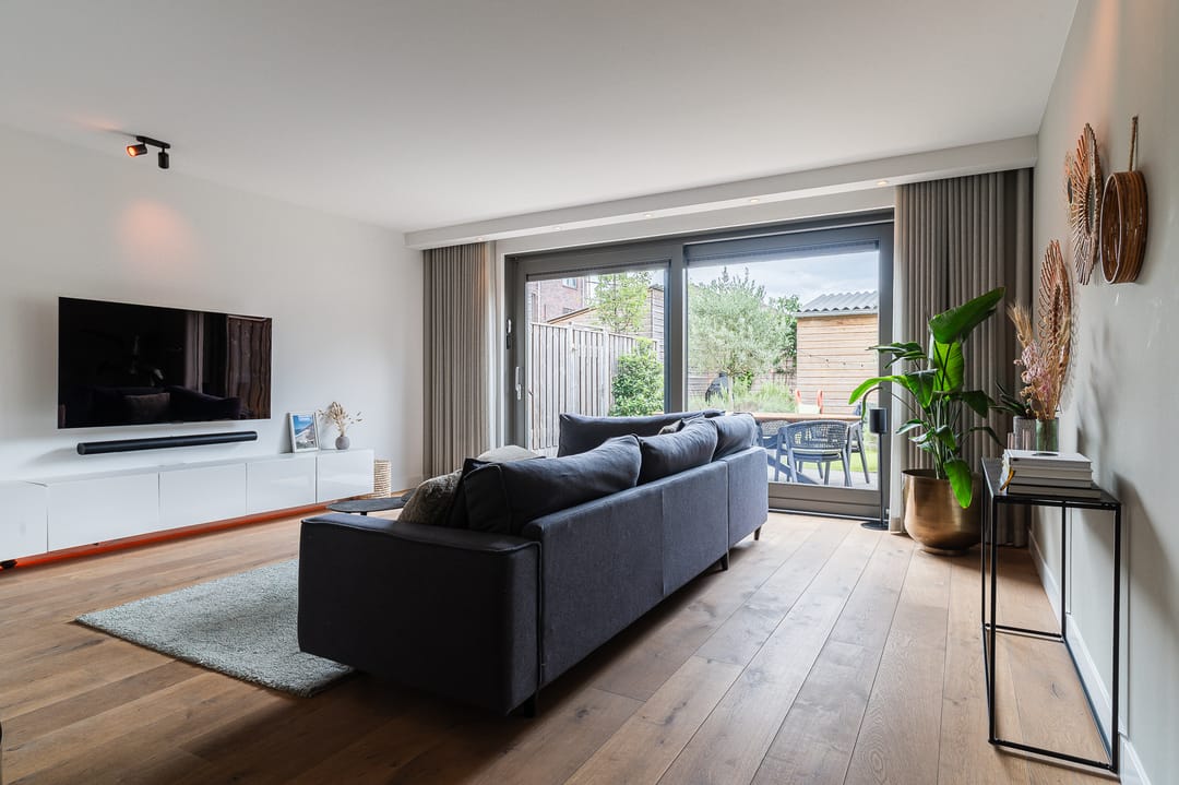 Foto 13 van Niels Bohrstraat 9