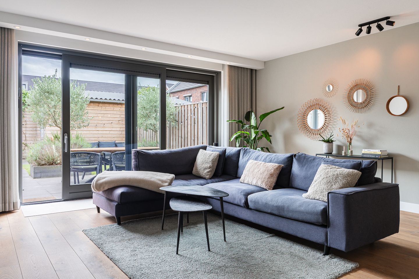 Foto 14 van Niels Bohrstraat 9