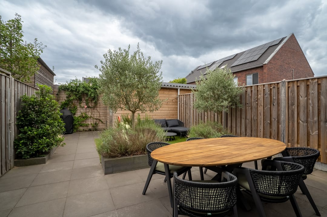 Foto 16 van Niels Bohrstraat 9