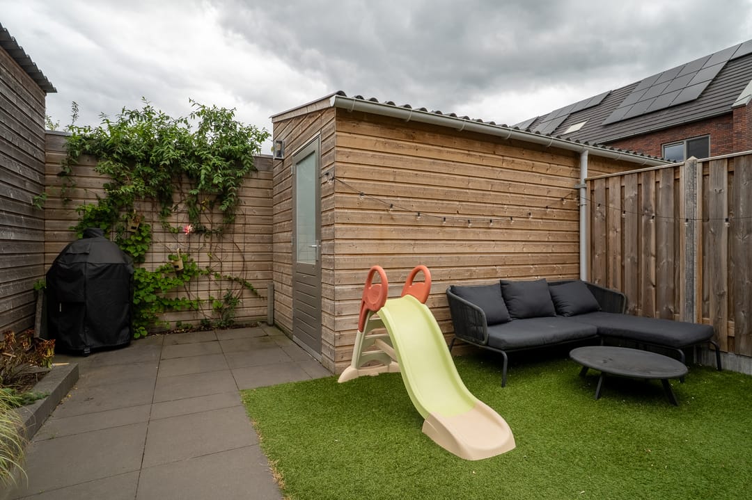 Foto 17 van Niels Bohrstraat 9