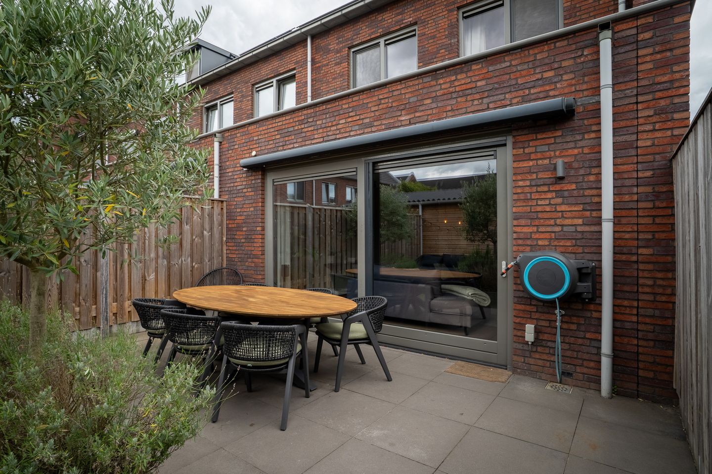 Foto 20 van Niels Bohrstraat 9