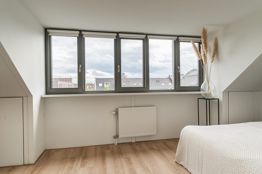 Foto 41 van Niels Bohrstraat 9