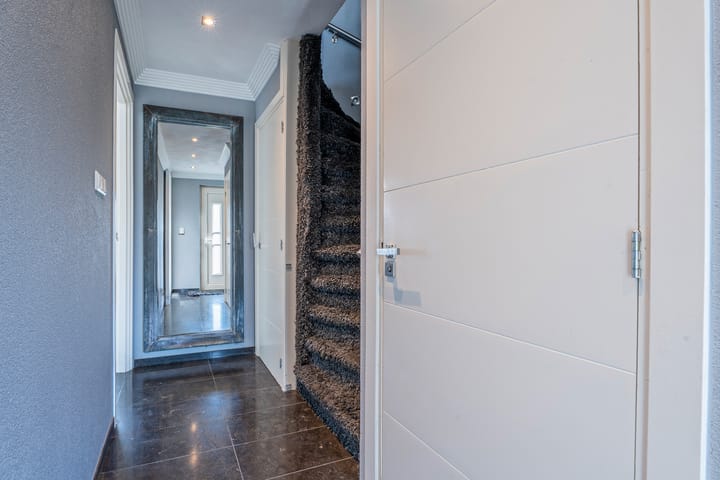 Foto 8 van Aalststraat 2