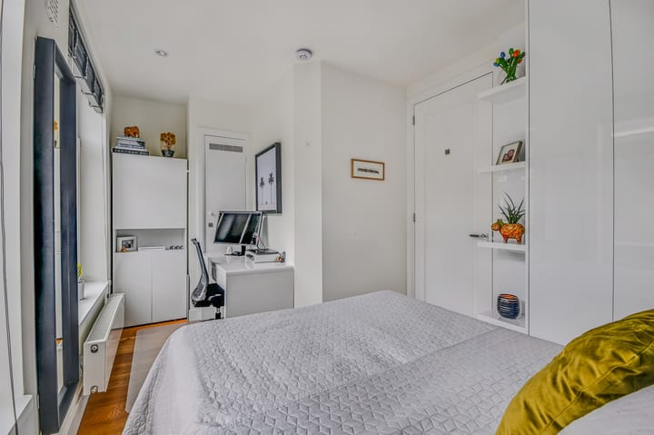 Photo 17 of Barentszstraat 271