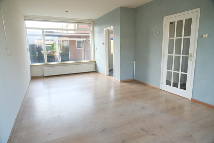 Foto 3 van Bazuinstraat 1