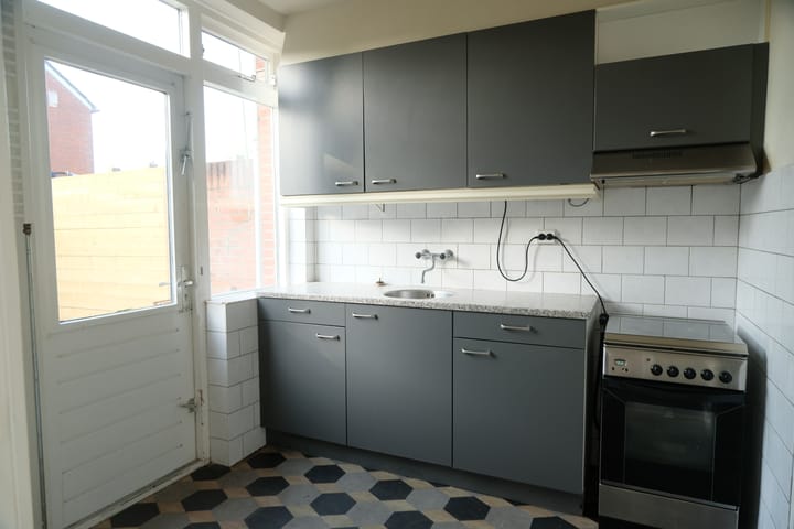 Foto 4 van Bazuinstraat 1