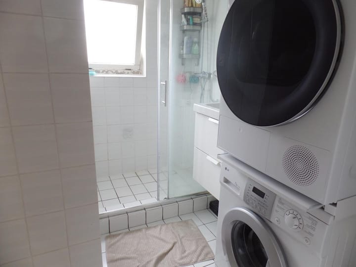 Foto 17 van Van Limburg Stirumplantsoen 11