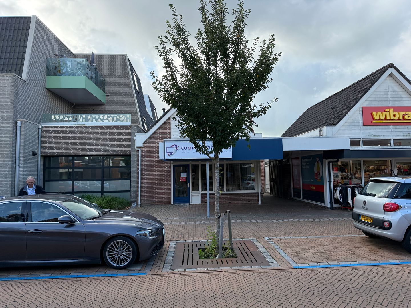 View photo 2 of Wilhelminastraat 22