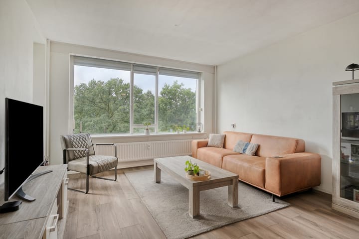 Foto 2 van Rozenhof 89