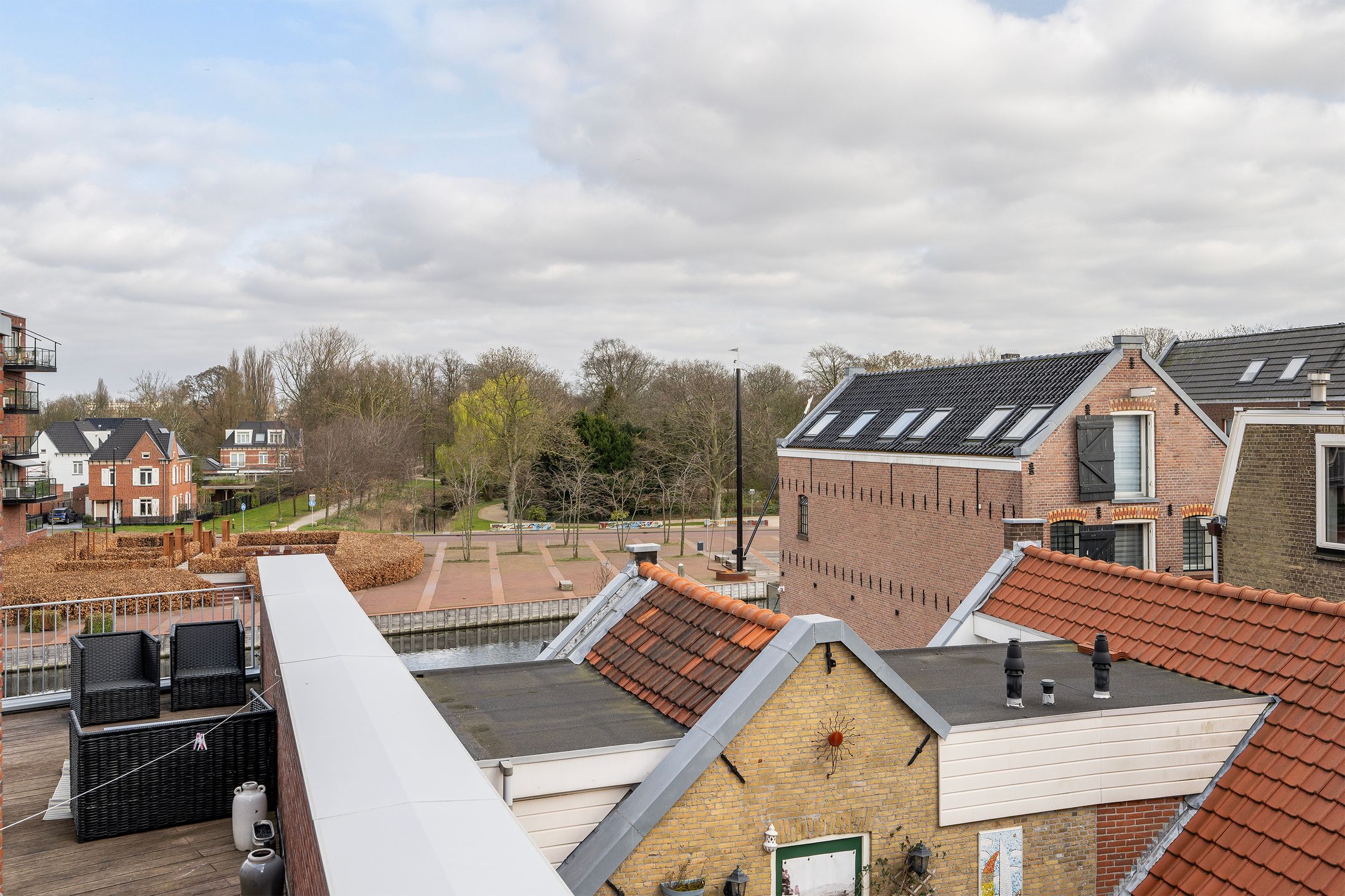 Photo 36 of Hoogstraat 11
