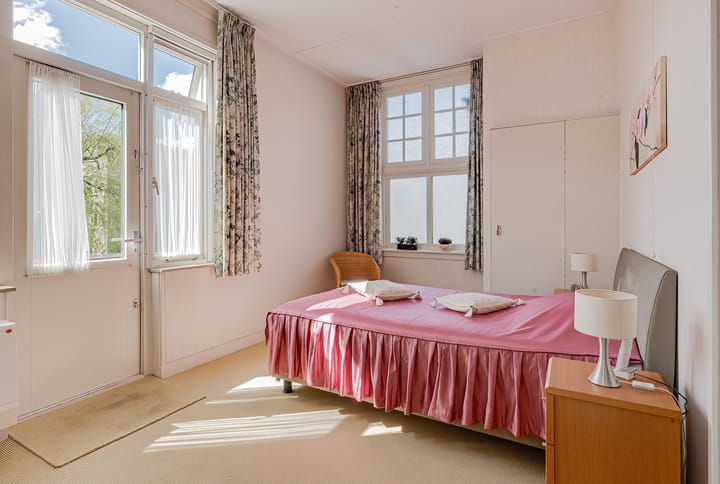 Foto 19 van Leestraat 11