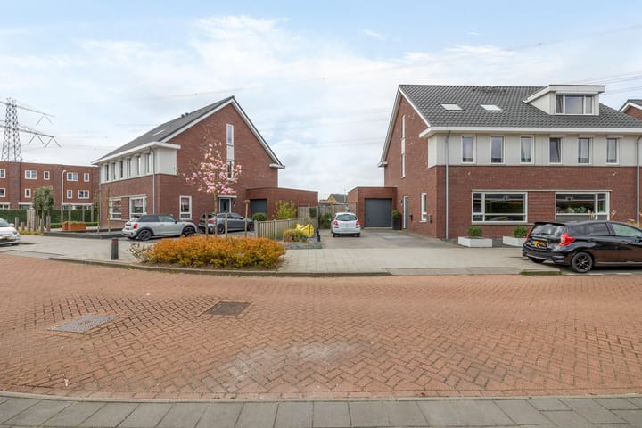 Foto 37 van Monteverdistraat 11