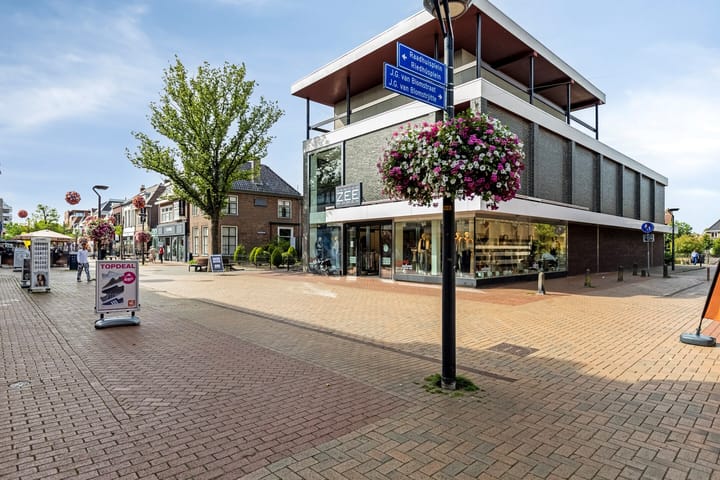 Zuiderbuurt 24, Drachten