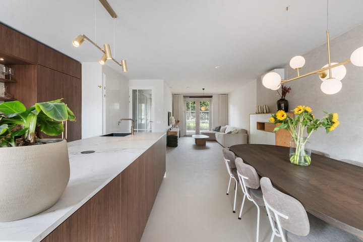 Photo 5 of Van der Steenhovenplein 74