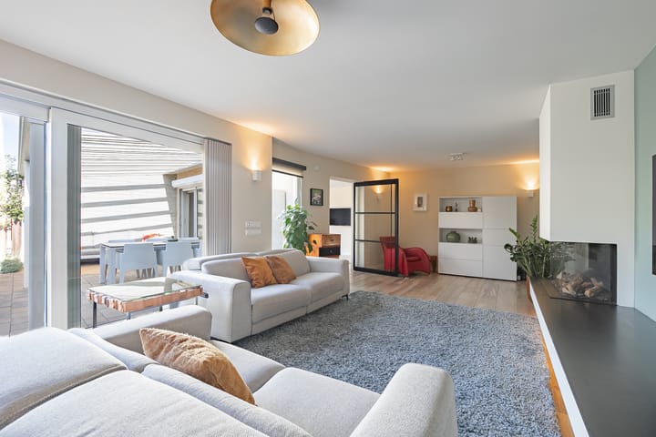 Photo 7 of Gravenstraat 47