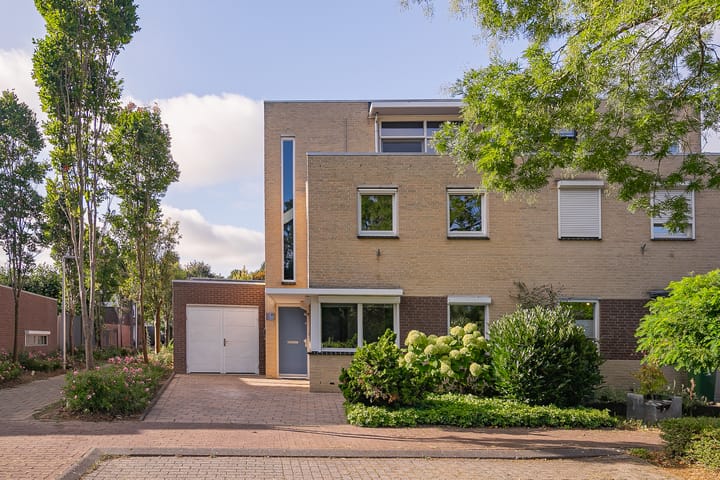 Photo 30 of Gravenstraat 47