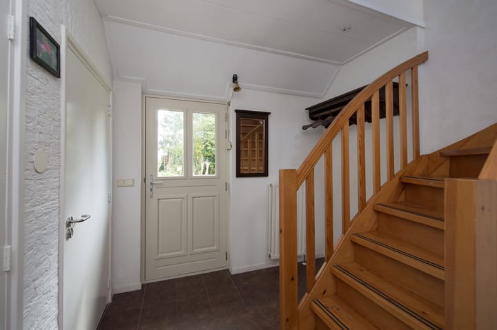 Photo 8 of Ericasestraat 11