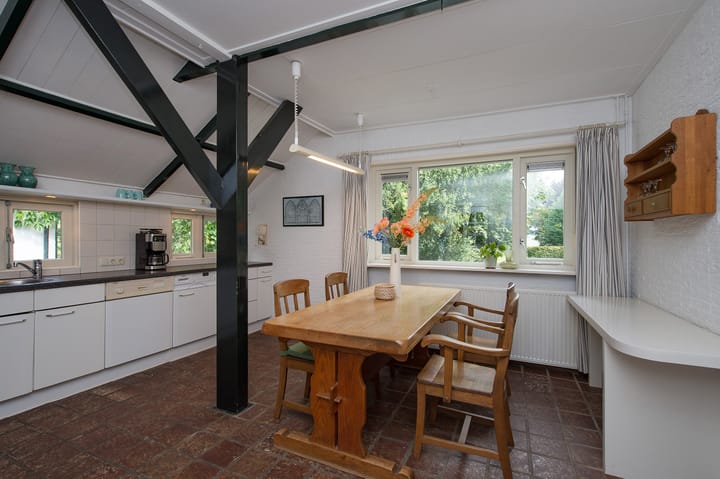 Photo 17 of Ericasestraat 11