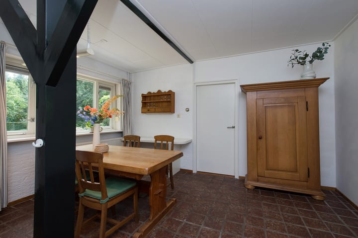 Photo 18 of Ericasestraat 11