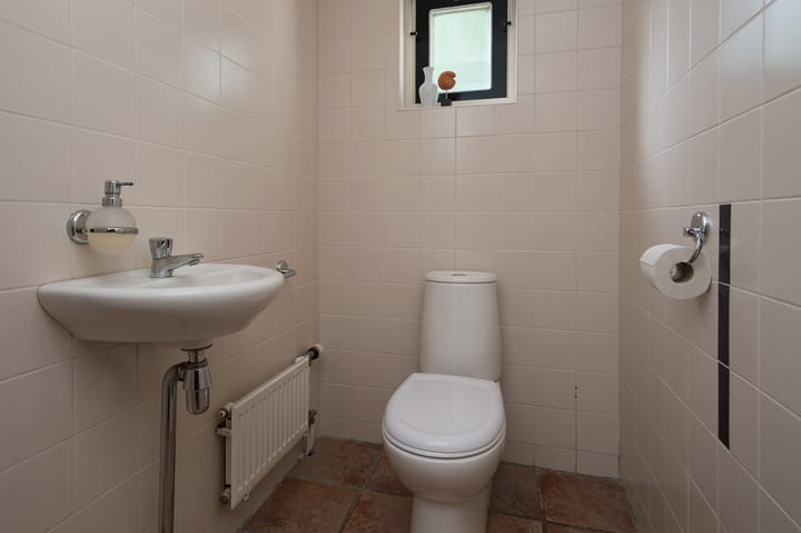 Photo 23 of Ericasestraat 11