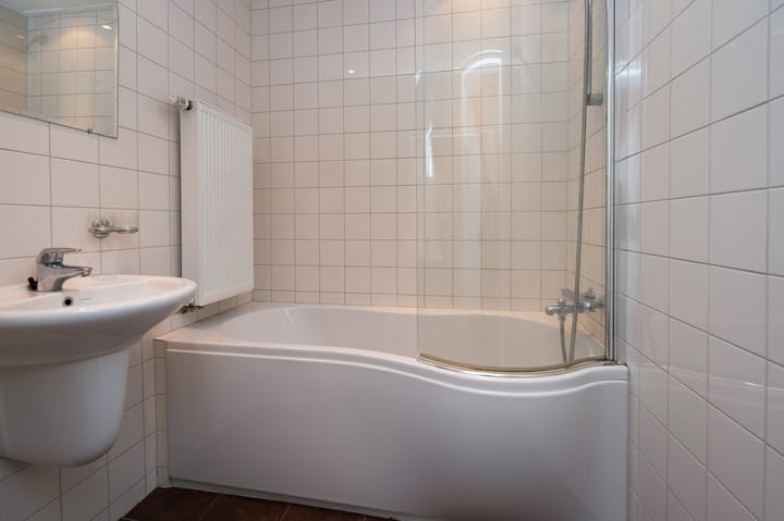 Photo 34 of Ericasestraat 11