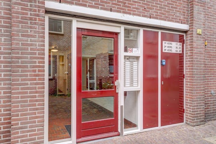 Foto 30 van Museumstraat 27