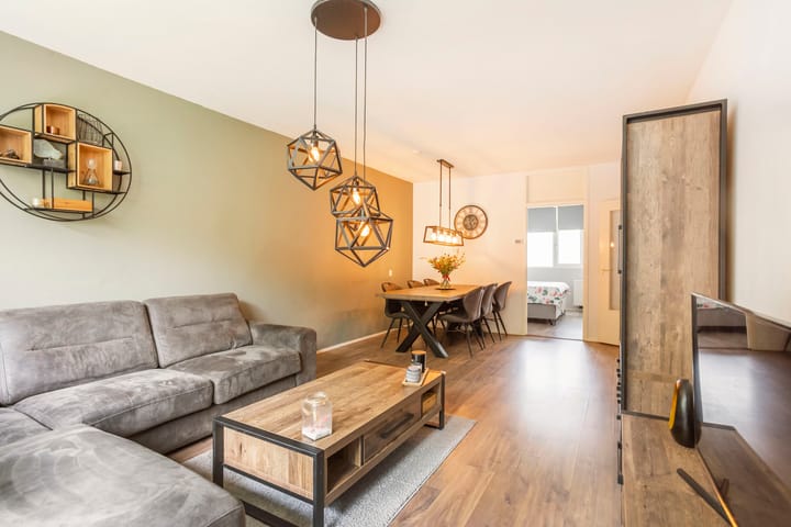 Foto 10 van Pollux 225