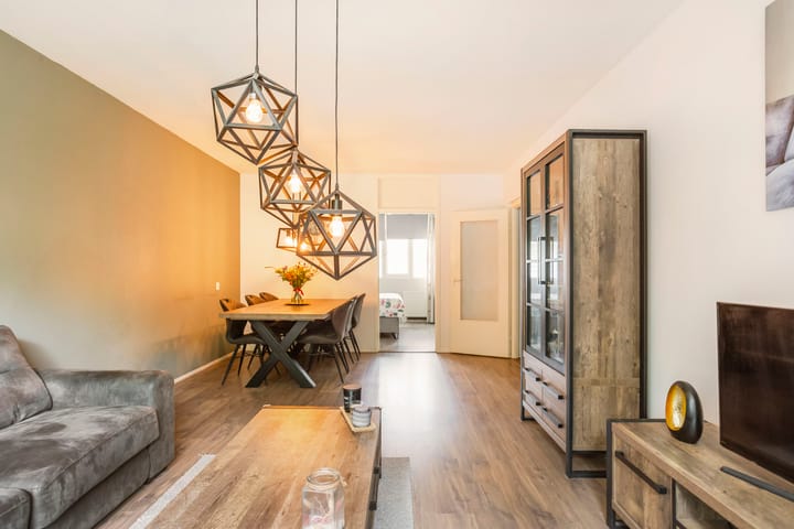 Foto 11 van Pollux 225