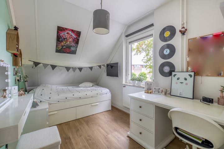 Foto 16 van Meidoornlaan 2