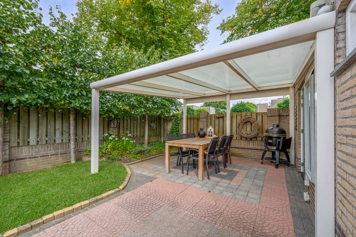 Foto 23 van Meidoornlaan 2