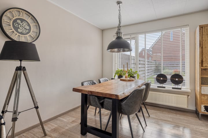 Photo 10 of Burgemeester Nijsinghweg 10