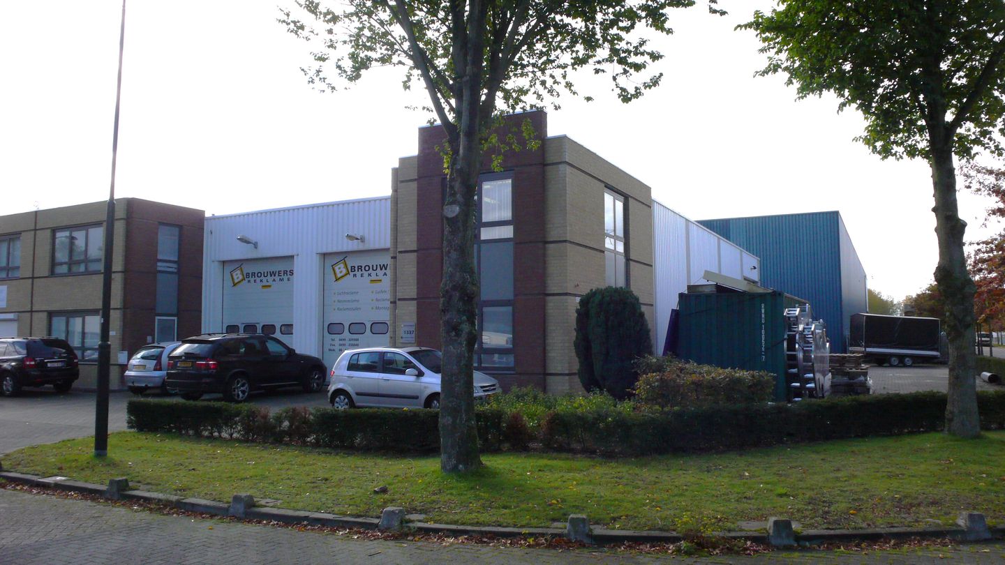 Bekijk foto 2 van Ekkersrijt 1337