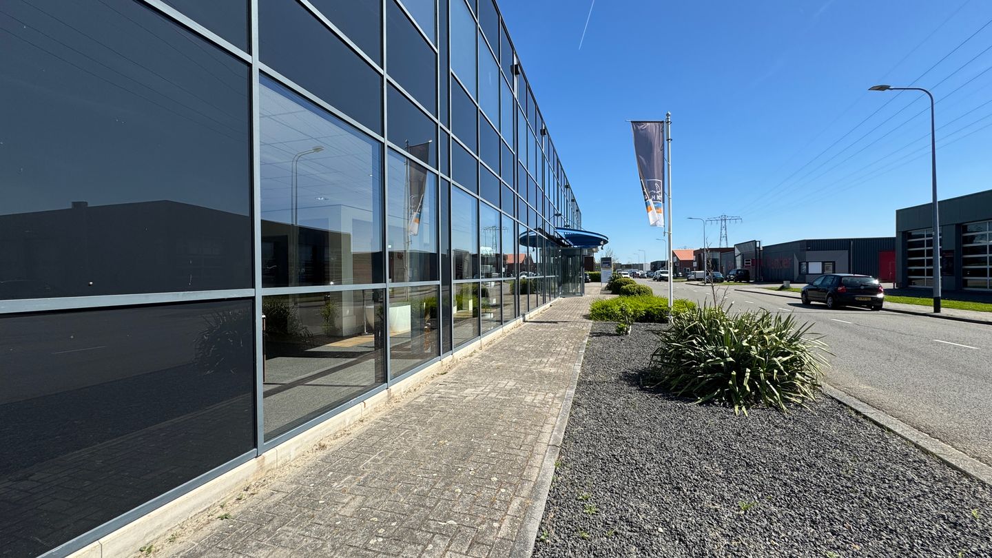 Bekijk foto 4 van Stavangerweg 14