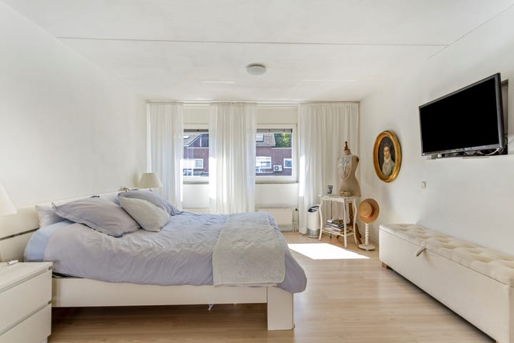 Foto 15 van Röntgenstraat 11