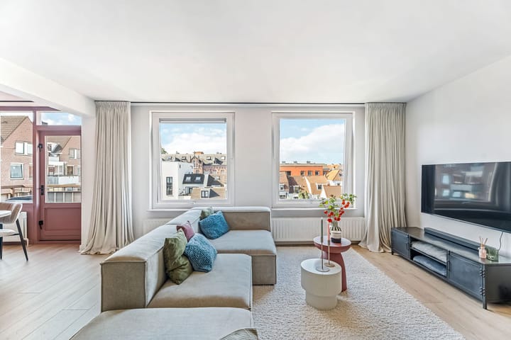 Photo 16 of Sint Janskerkhof 47